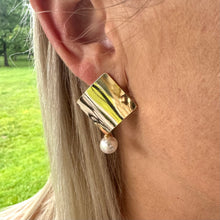 Load image into Gallery viewer, 2027 Shiny Gold and Pearl Splendor Earrings, #3 Unit Sales or Duchess Court ($4000 retail)