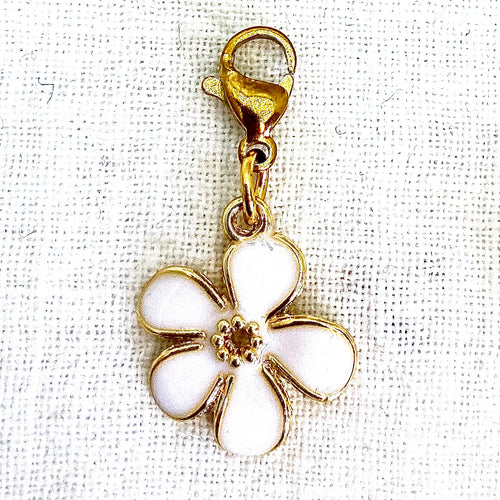 White Flower Charm (Dec, Flower Garden program)
